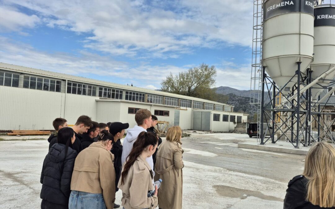 Posjet učenika Srednje škole Metković pogonima tvrtke Kremena u Opuzenu