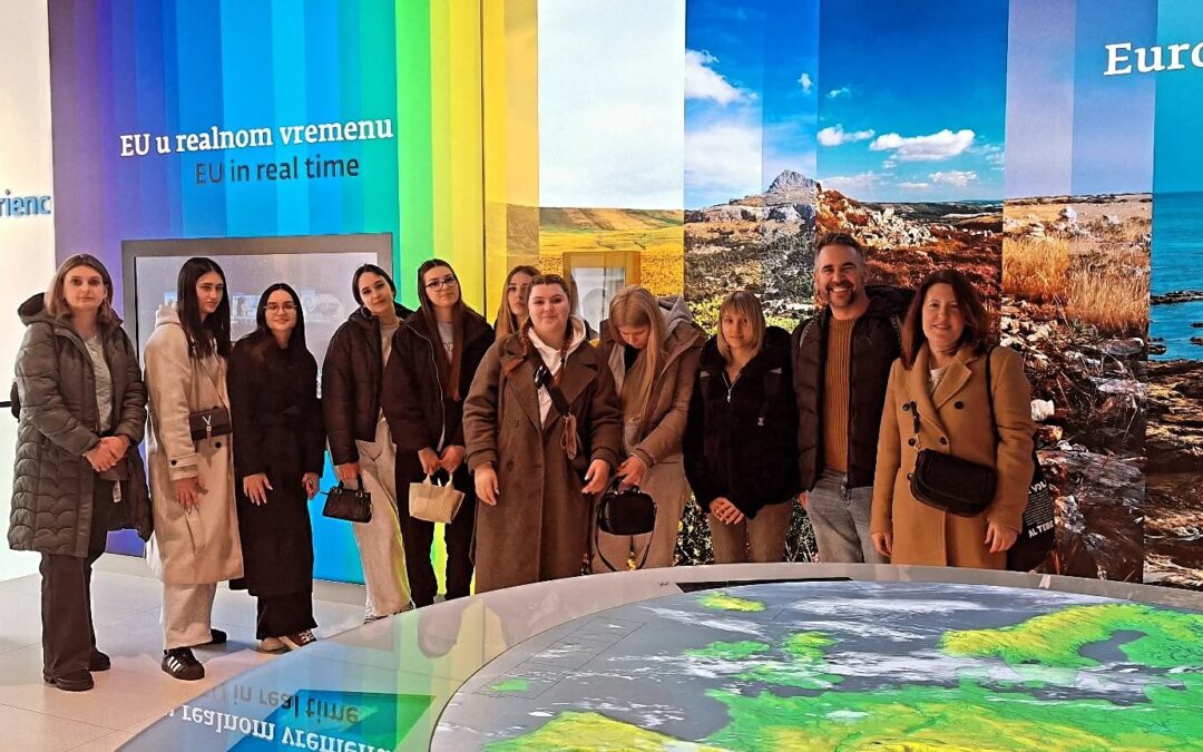 Junior ambasadorice EPAS programa posjetile Centar Doživi Europu u Zagrebu